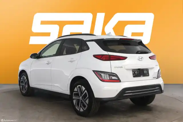 Valkoinen Maastoauto, Hyundai KONA – VAR-35436