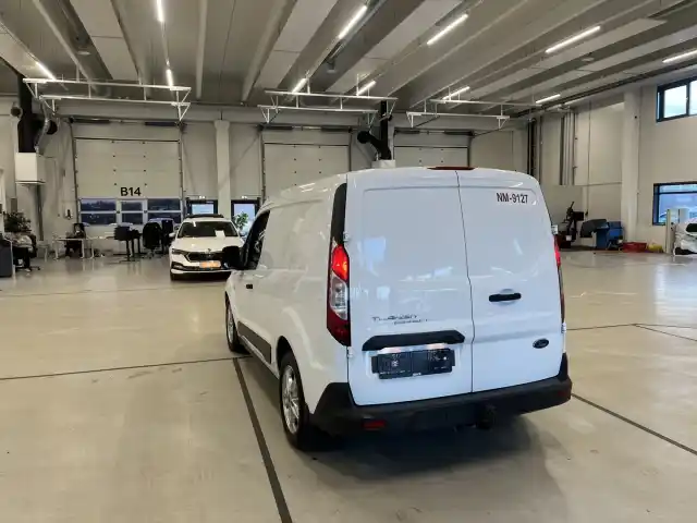 Valkoinen Pakettiauto, Ford Transit Connect – VAR-35488