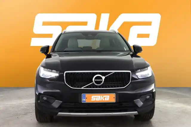 Musta Maastoauto, Volvo XC40 – VAR-35495