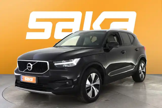 Musta Maastoauto, Volvo XC40 – VAR-35495