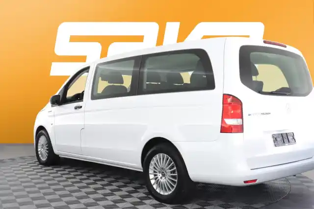 Valkoinen Tila-auto, Mercedes-Benz Vito – VAR-35823