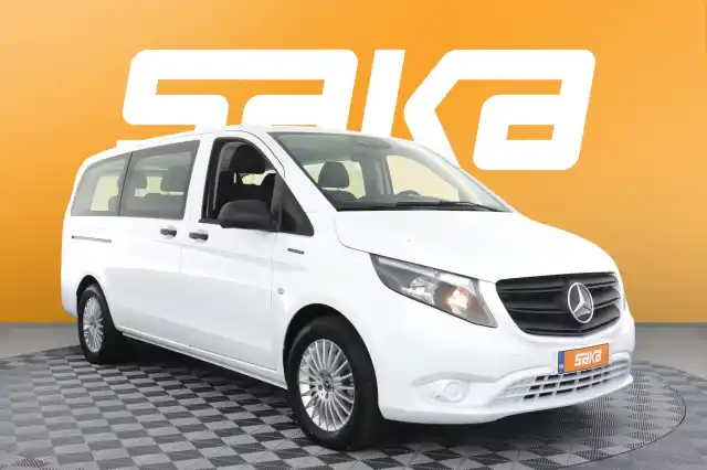 Valkoinen Tila-auto, Mercedes-Benz Vito – VAR-35823