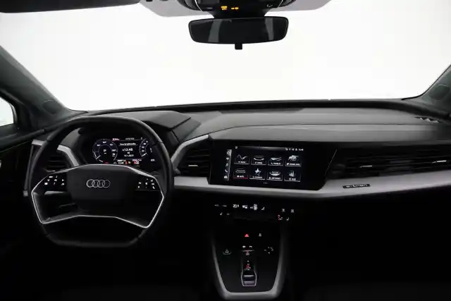 Harmaa Maastoauto, Audi Q4 e-tron – VAR-35856