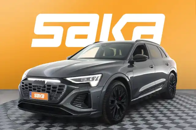 Harmaa Maastoauto, Audi Q8 e-tron – VAR-35909