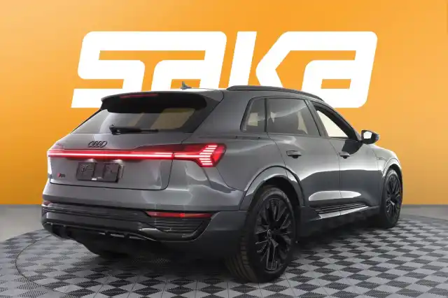 Harmaa Maastoauto, Audi Q8 e-tron – VAR-35909