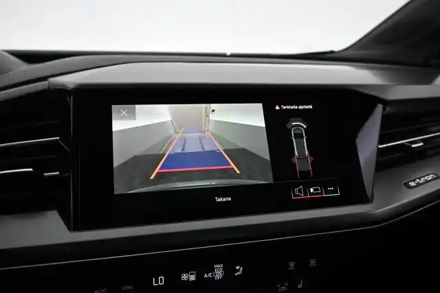 Sininen Maastoauto, Audi Q4 e-tron – VAR-35983