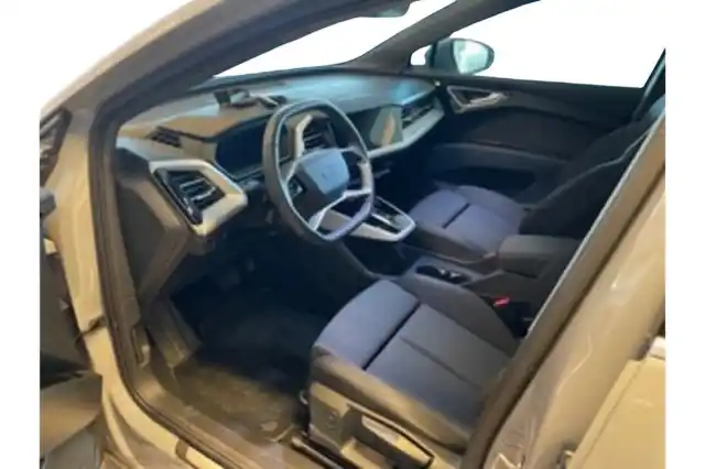 Harmaa Maastoauto, Audi Q4 e-tron – VAR-35986