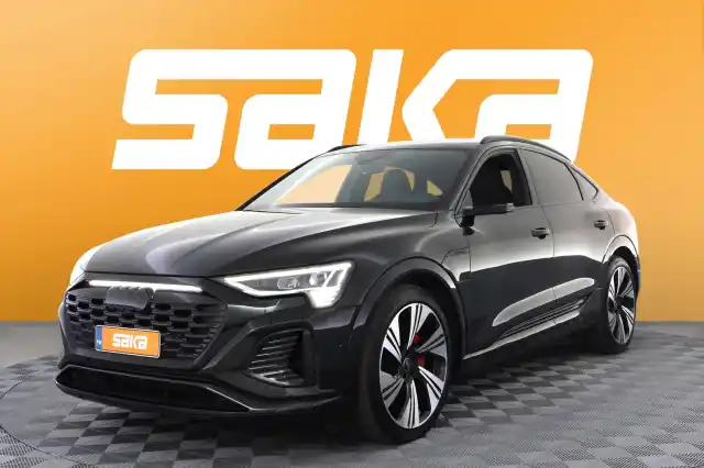 Musta Maastoauto, Audi Q8 e-tron – VAR-36078