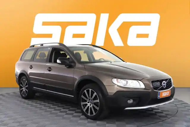 Ruskea Farmari, Volvo XC70 – VAR-36429