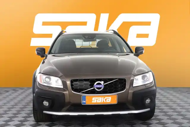 Ruskea Farmari, Volvo XC70 – VAR-36429