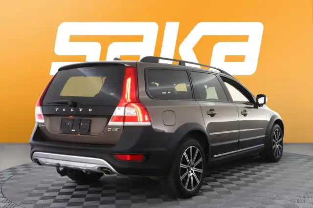 Ruskea Farmari, Volvo XC70 – VAR-36429