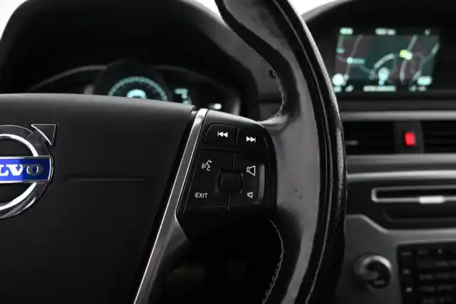 Ruskea Farmari, Volvo XC70 – VAR-36429