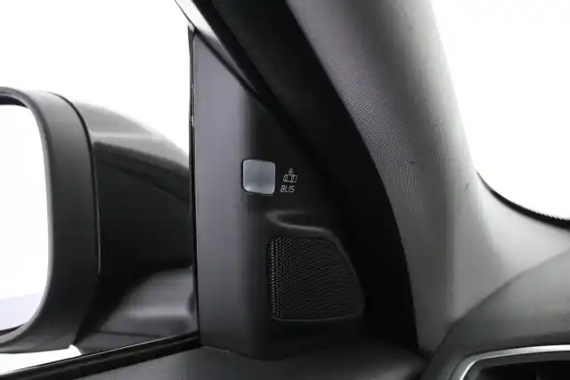 Ruskea Farmari, Volvo XC70 – VAR-36429