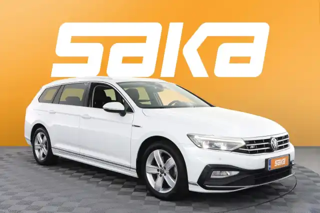 Valkoinen Farmari, Volkswagen Passat – VAR-36561