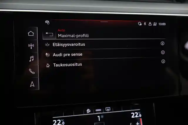 Musta Maastoauto, Audi e-tron – VAR-36575