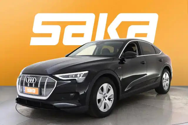 Musta Maastoauto, Audi e-tron – VAR-36575