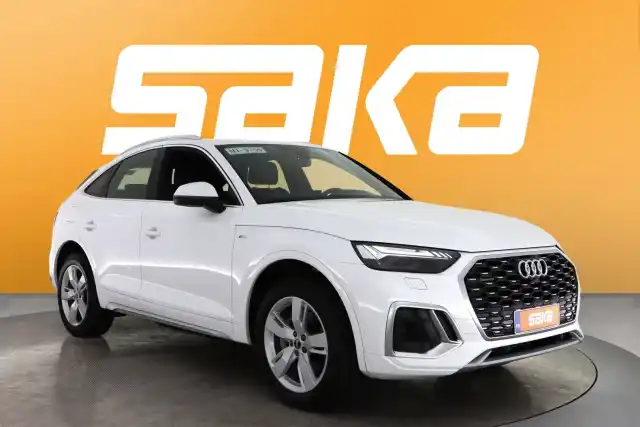 Valkoinen Maastoauto, Audi Q5 – VAR-36592