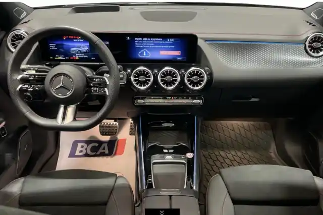 Musta Maastoauto, Mercedes-Benz EQA – VAR-36638