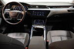Musta Maastoauto, Audi e-tron – VAR-36655, kuva 15