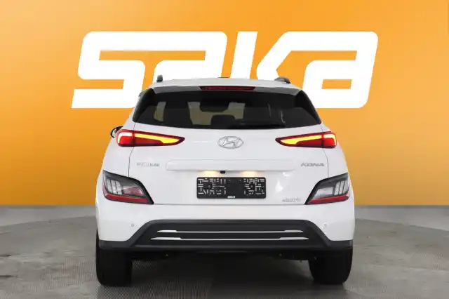 Valkoinen Maastoauto, Hyundai KONA ELECTRIC – VAR-36716