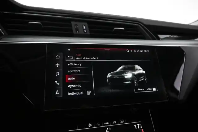 Hopea Maastoauto, Audi e-tron – VAR-36928