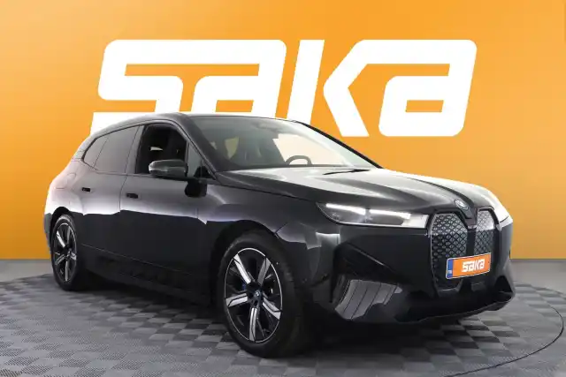 Musta Maastoauto, BMW iX – VAR-36981