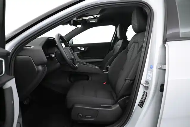 Harmaa Sedan, Polestar 2 – VAR-37007