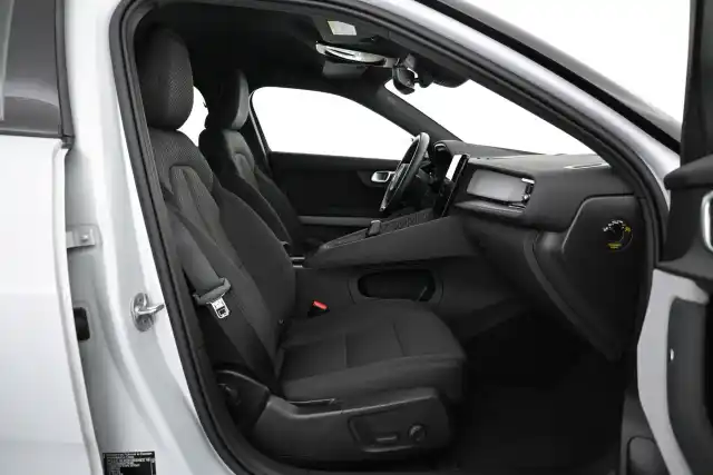 Harmaa Sedan, Polestar 2 – VAR-37007