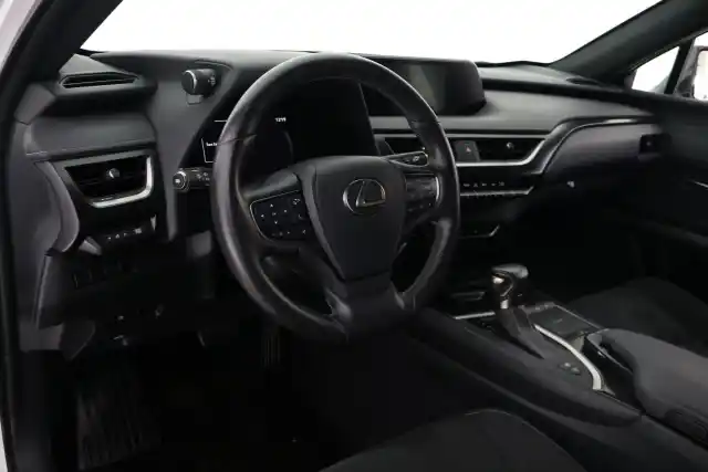 Valkoinen Maastoauto, Lexus UX – VAR-37021