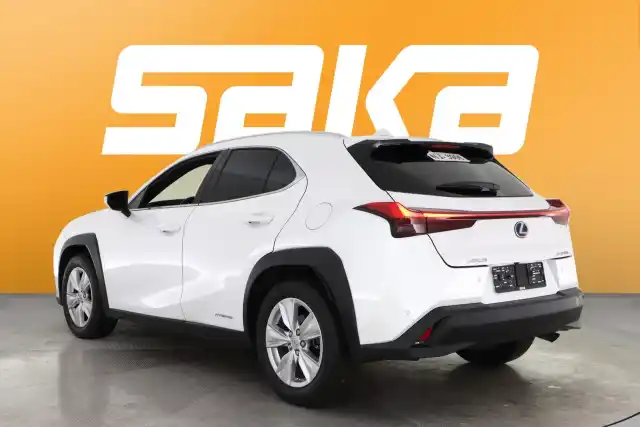 Valkoinen Maastoauto, Lexus UX – VAR-37021