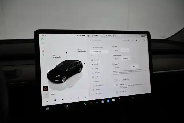 Musta Maastoauto, Tesla Model Y – VAR-37065