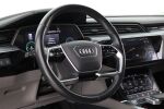Sininen Maastoauto, Audi e-tron – VAR-37213, kuva 12