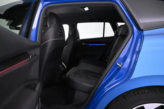 Sininen Maastoauto, Skoda Enyaq – VAR-37492