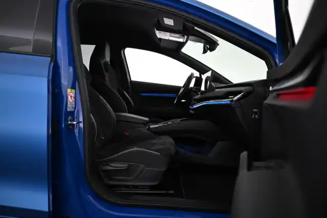 Sininen Maastoauto, Skoda Enyaq – VAR-37492