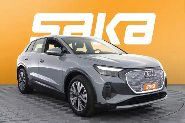 Harmaa Maastoauto, Audi Q4 e-tron – VAR-37555