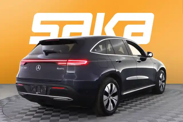 Sininen Maastoauto, Mercedes-Benz EQC – VAR-37556