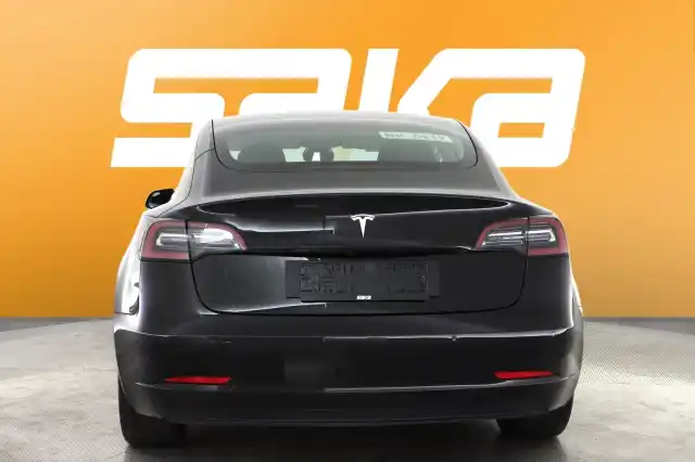 Musta Sedan, Tesla Model 3 – VAR-37578