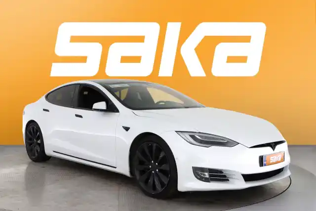 Valkoinen Sedan, Tesla Model S – VAR-37762