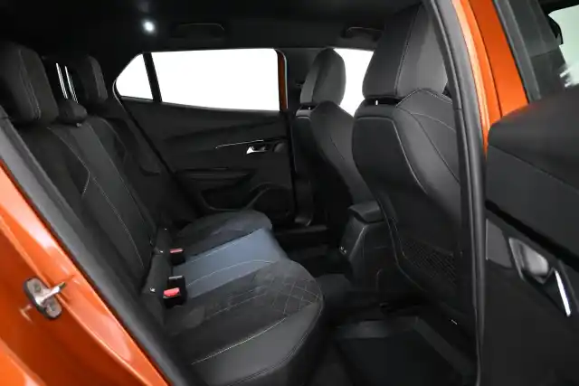 Oranssi Maastoauto, Peugeot e-2008 – VAR-37921