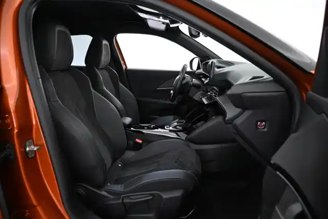 Oranssi Maastoauto, Peugeot e-2008 – VAR-37921