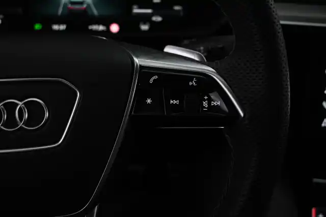 Musta Maastoauto, Audi Q8 e-tron – VAR-38019