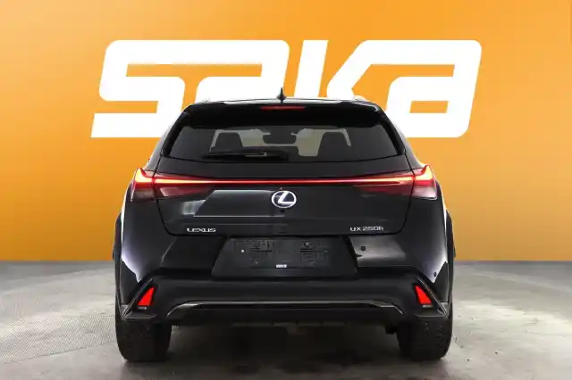 Harmaa Maastoauto, Lexus UX – VAR-38258