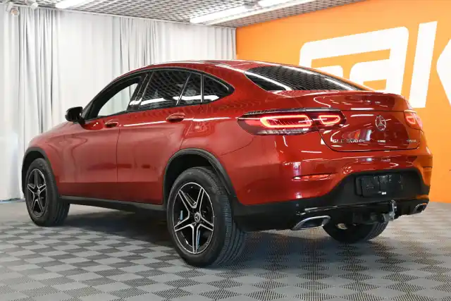 Punainen Coupe, Mercedes-Benz GLC – VAR-38285