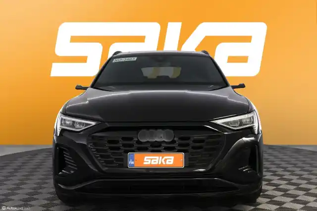 Musta Maastoauto, Audi Q8 e-tron – VAR-39015