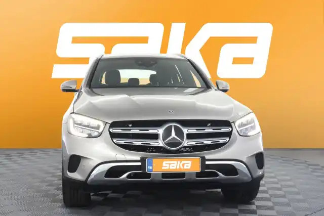 Harmaa Maastoauto, Mercedes-Benz GLC – VAR-39021