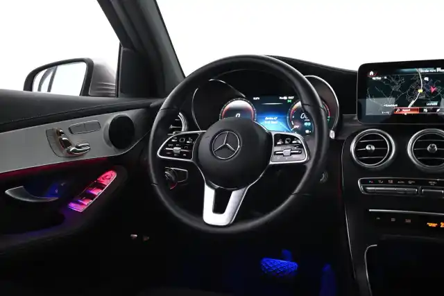 Harmaa Maastoauto, Mercedes-Benz GLC – VAR-39021