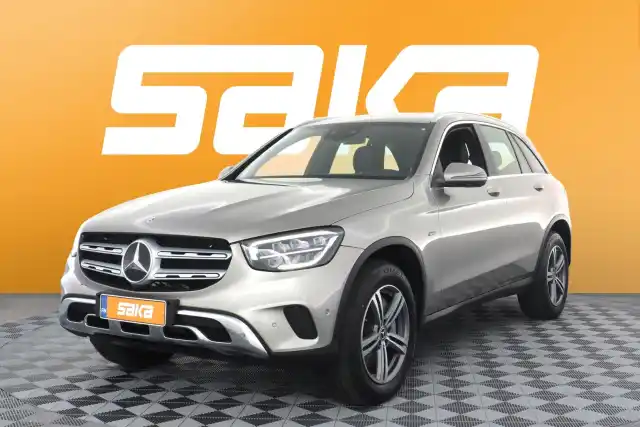 Harmaa Maastoauto, Mercedes-Benz GLC – VAR-39021