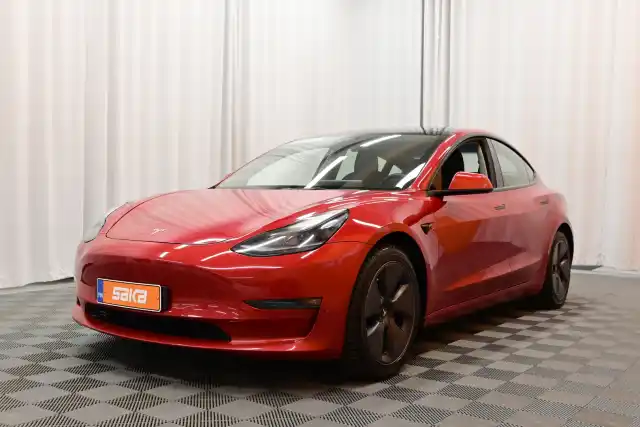 Punainen Viistoperä, Tesla Model 3 – VAR-39290