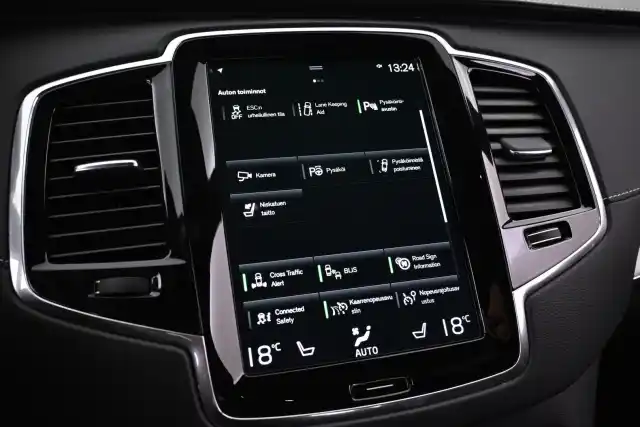 Musta Maastoauto, Volvo XC90 – VAR-39301