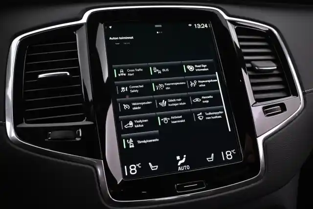 Musta Maastoauto, Volvo XC90 – VAR-39301